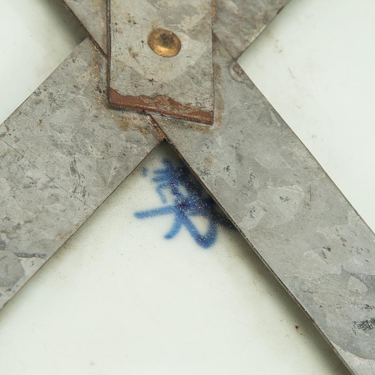 Praktfat, 2 st, porslin, Japan 1900-talets mitt.