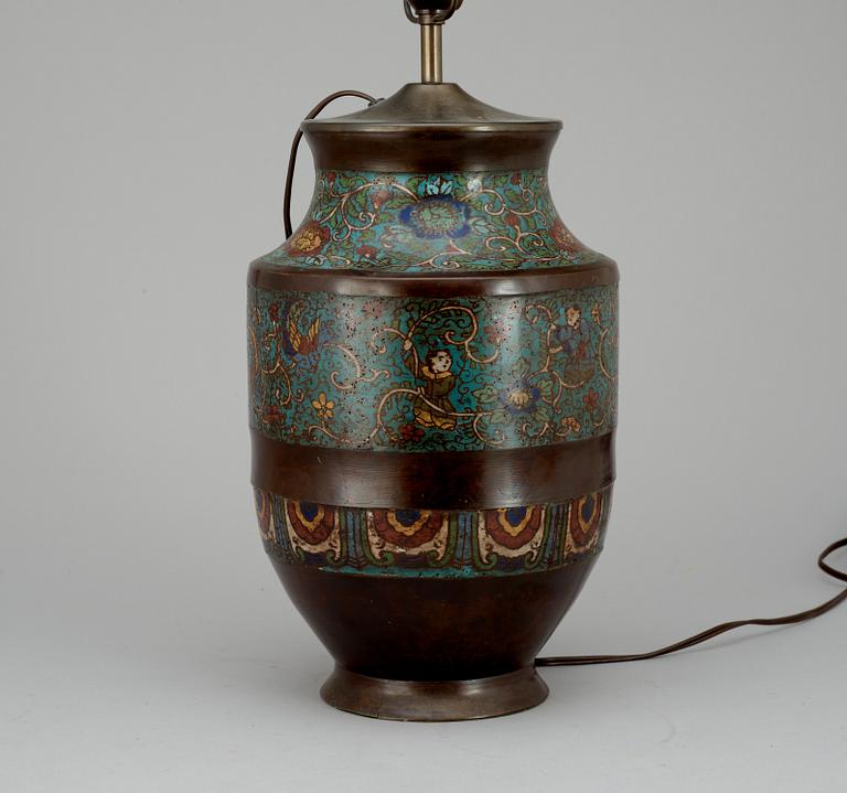 A bronze and cloisonne vase, late Qing dynasty.