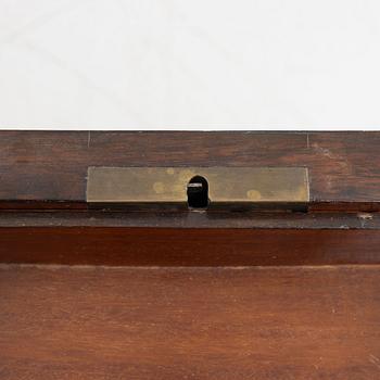 A Louis XV-style sewing table, 19th century.