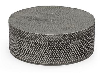 391. An Estrid Ericson pewter box by Svenskt Tenn, Stockholm 1956.