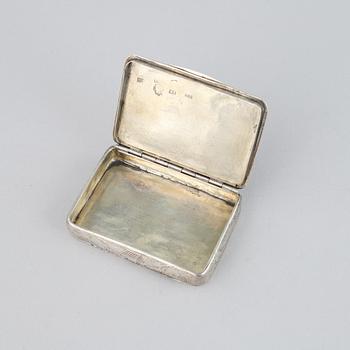 A Russian 19th century silver snuff-box, unidentified makers mark, Moscow 1815.