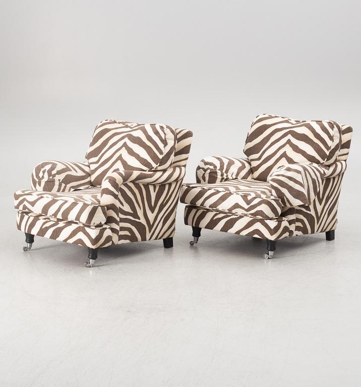 A pair of lounge chairs, Englesson, 21st century.