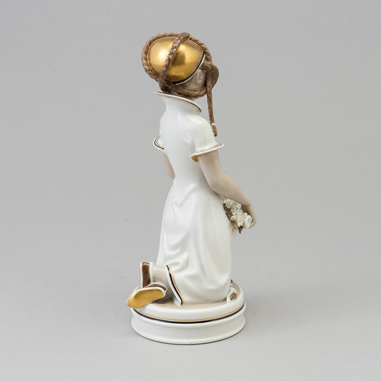 An Arno Malinowski porcelain figurine, for Royal Copenhagen, Denmark, 1940s.