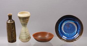 VASER samt SKÅLAR, 4 delar, stengods, Carl-Harry Stålhane, Rörstrand samt Designhuset.