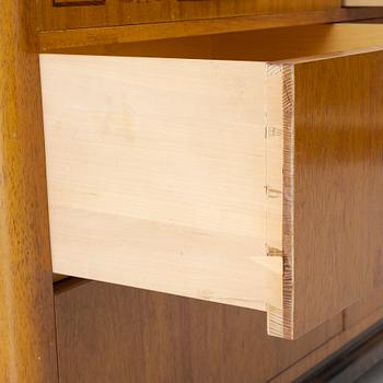 Chest of drawers, first half of the 20th century.