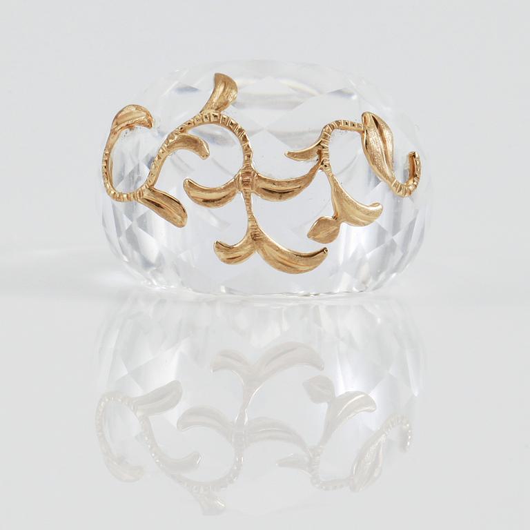RING, 14k guld och bergkristall.