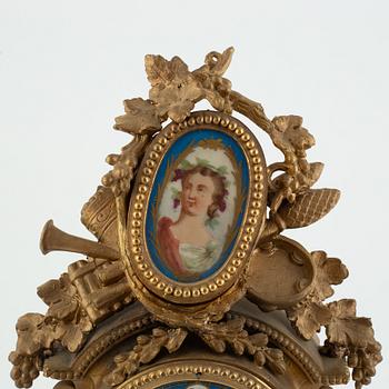 A Louis XVI-style mantel clock, France, circa 1900.