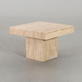 SOFFBORD / LAMPBORD, travertin, 1900-talets senare del.