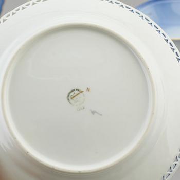 A 'Måsen' service, Bing & Grøndahl (52 pc).
