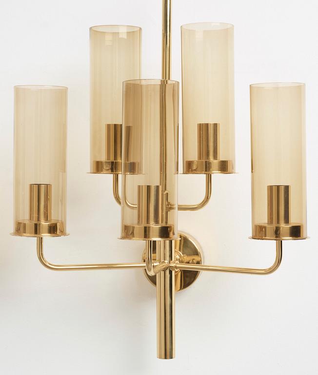Hans-Agne Jakobsson, a pair of wall lamps, model "Sonata", "V169-5", Hans Agne Jakobsson AB, Markaryd, 1960-70's.