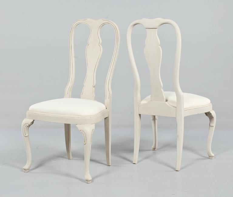 STOLAR, 8 st, samt KARMSTOLAR, 2 st, rokokostil, 1900-tal.