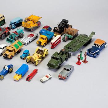 PARTI LEKSAKER, 43 delar, bland annat Tekno Denmark, Dinky Toys, 1950/60-tal.