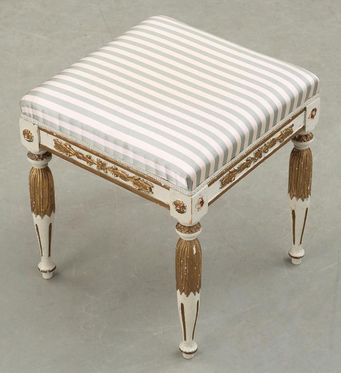 TABURETT, gustaviansk, 1800-talets första hälft.
