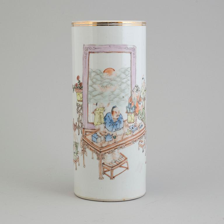 A qianjiang hat stand, early 20th century, Yu Ziming (1843—1911).