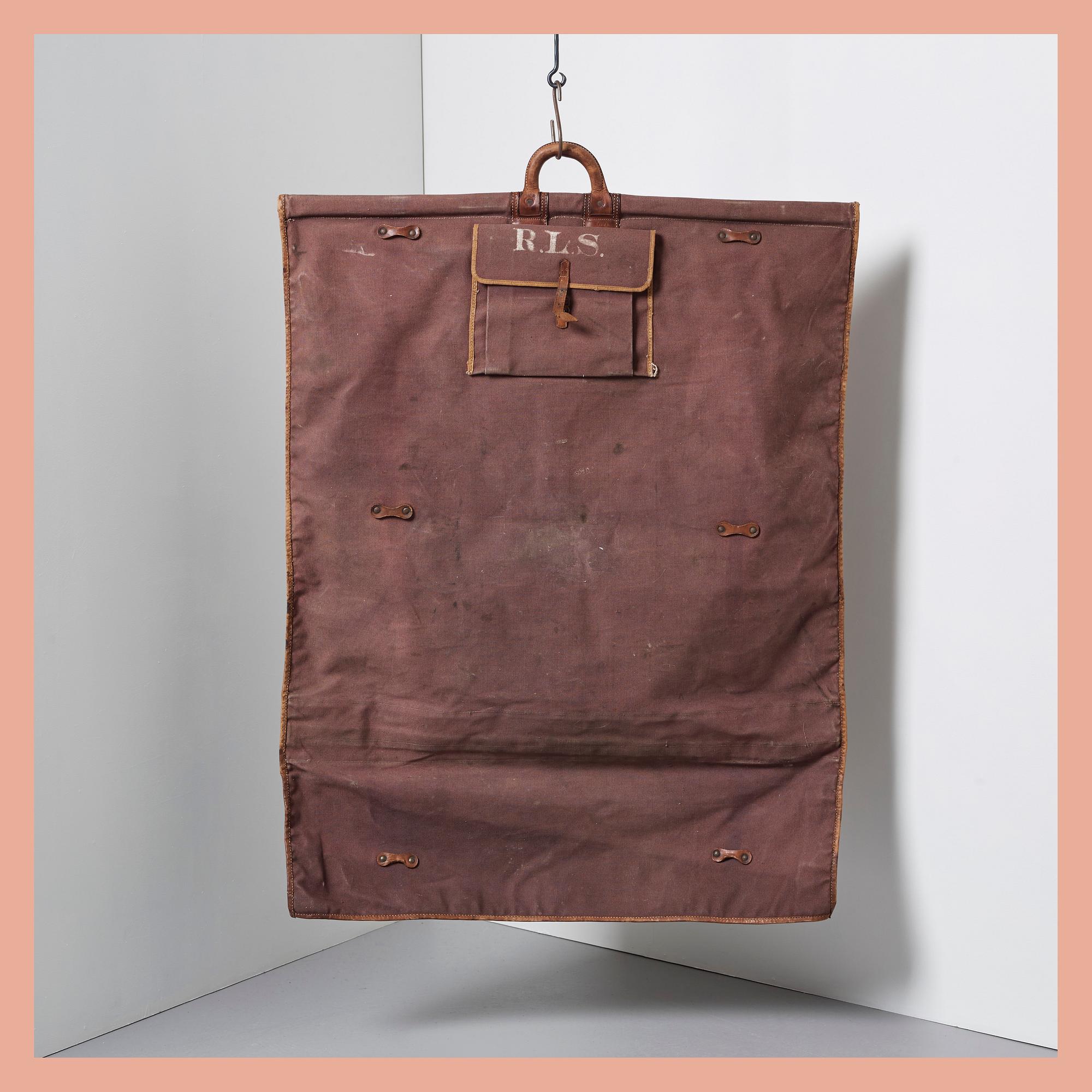 RESEGARDEROB, Louis Vuitton, sekelskiftet 1800/1900.