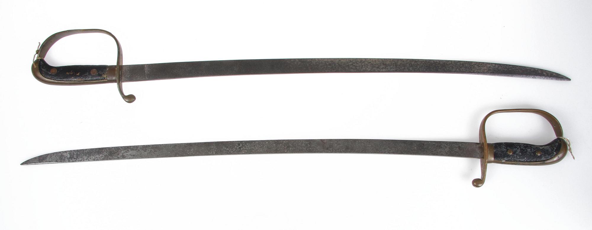 POLISSABLAR, ett par, 1800/1900-tal.