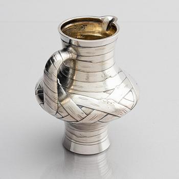 Sazikov, gräddkanna, förgyllt silver, Moskva 1881.