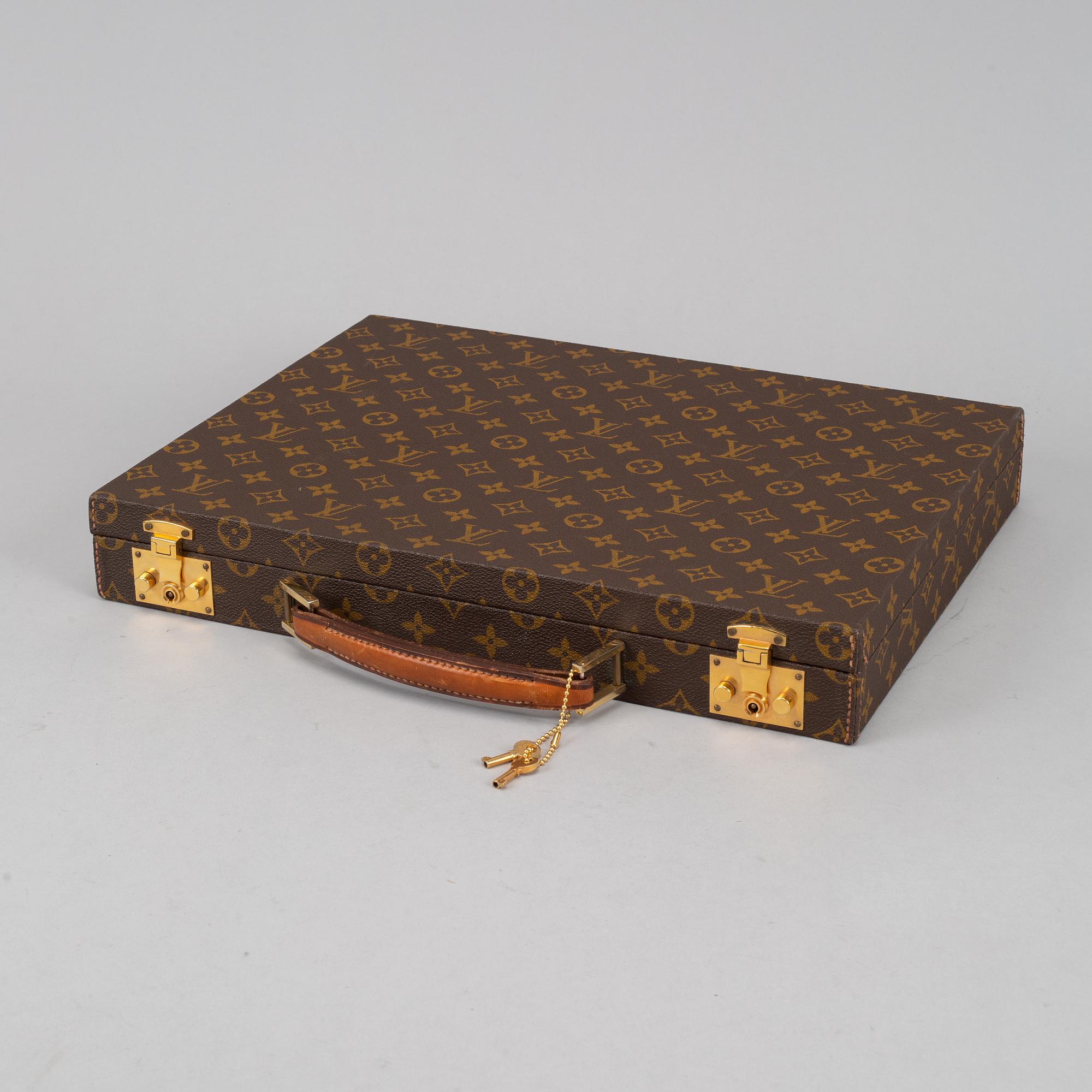 Louis Vuitton A vintage Attache case. Bukowskis