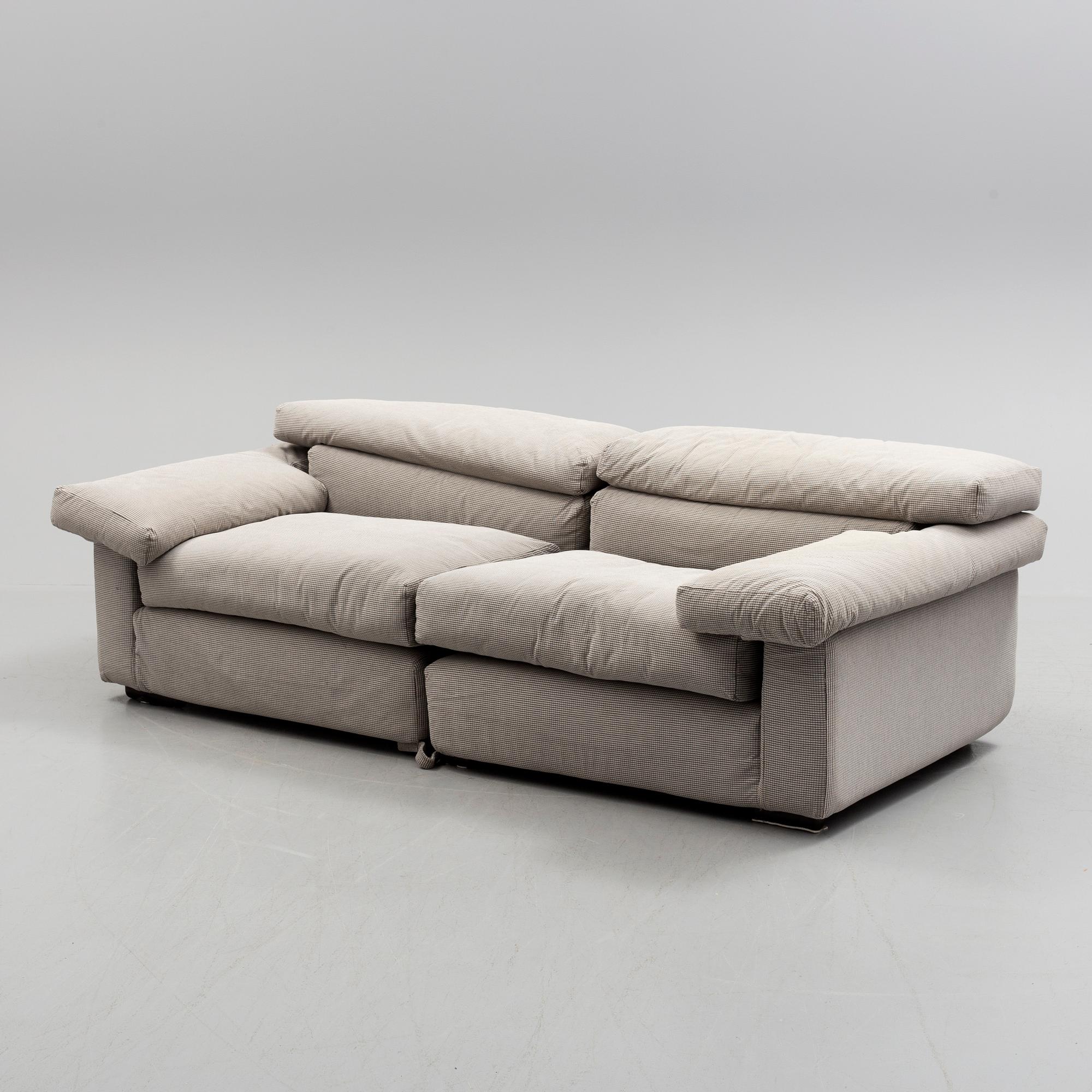 A AFRA SCARPA & TOBIA SCARPA "Erasmo" B&B Italia sofa, second half of the 20th century.