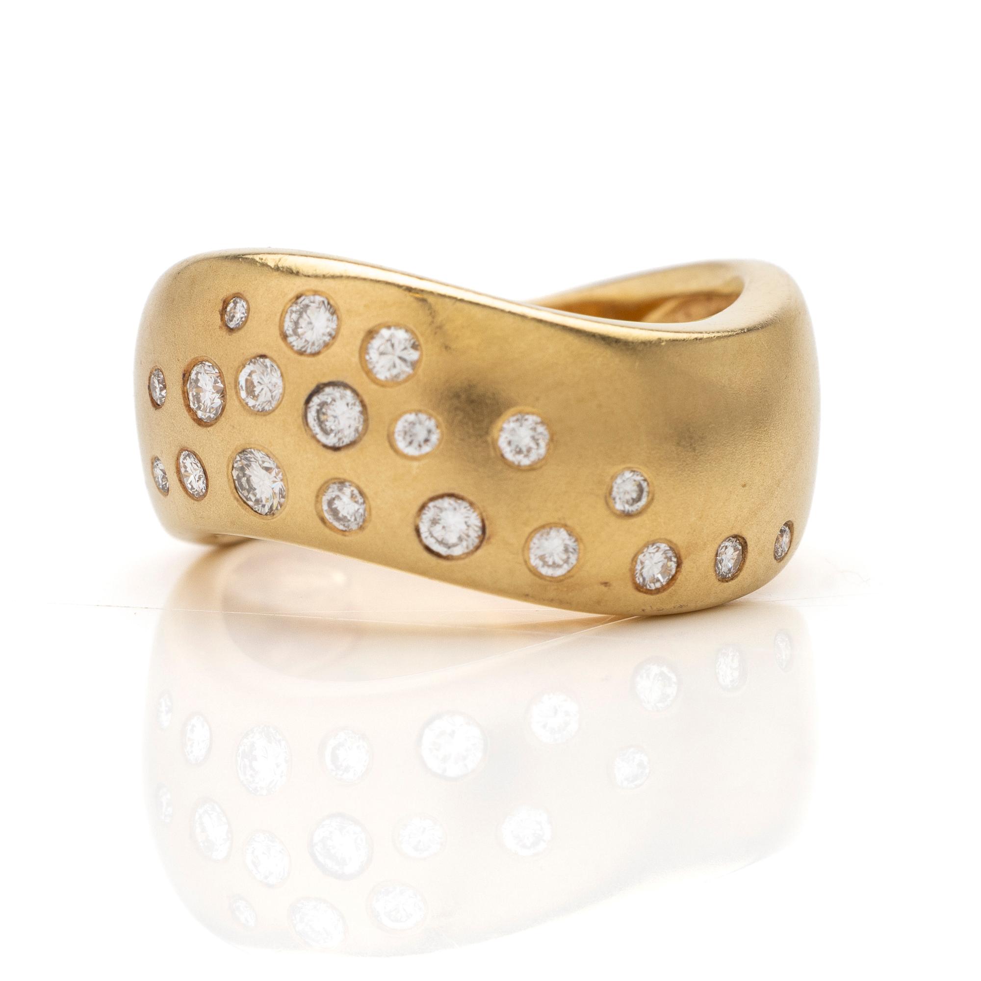 Heribert Engelbert, 18K gold ring with diamonds, Stockholm 1998.