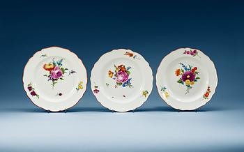 A set of 12 Meissen dinner plates, period of Marcolini, ca 1800.