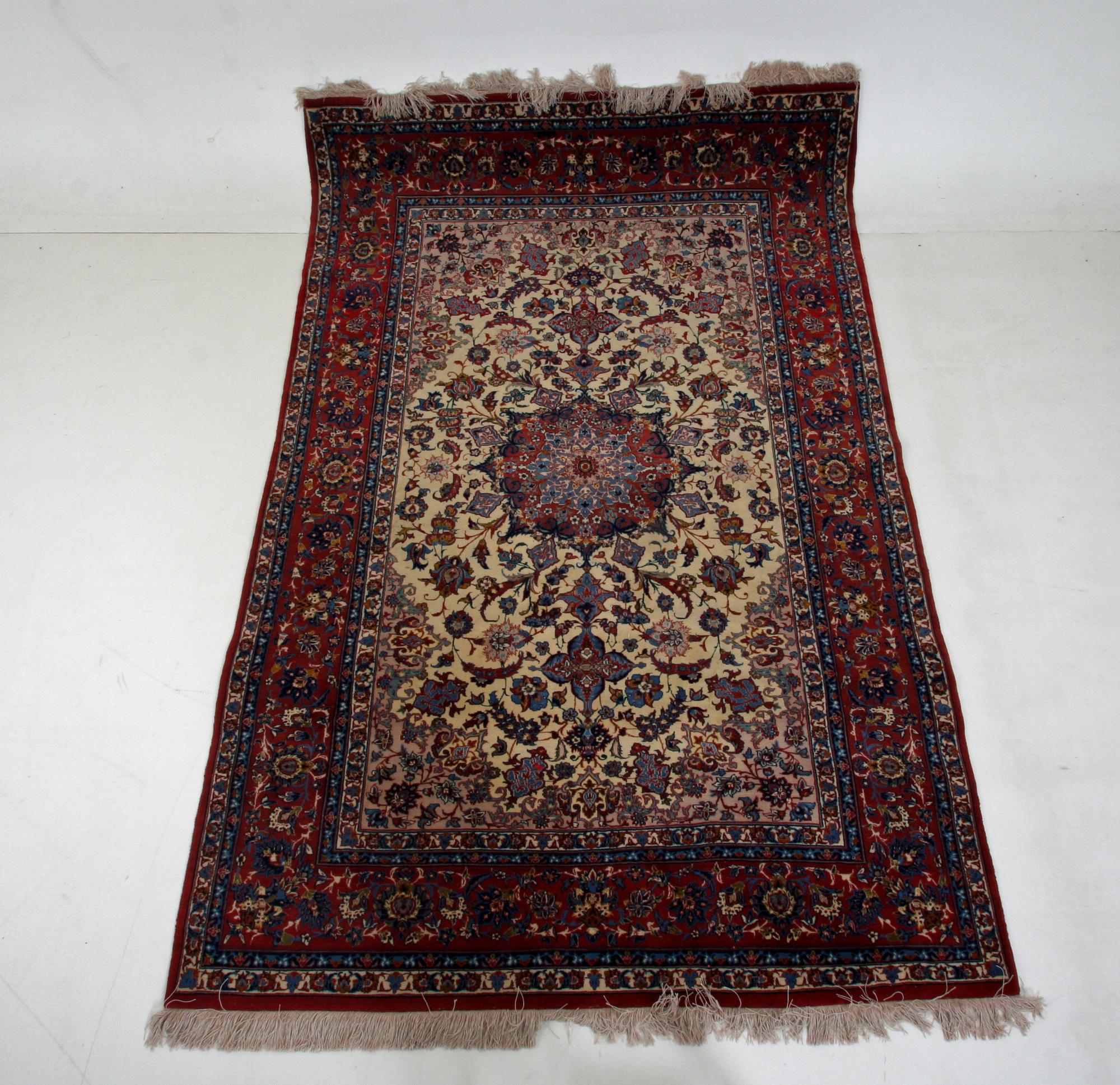 MATTA, orientalisk, 220 x 145.
