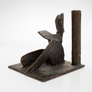 Erkki Kannosto, Sittande figur.