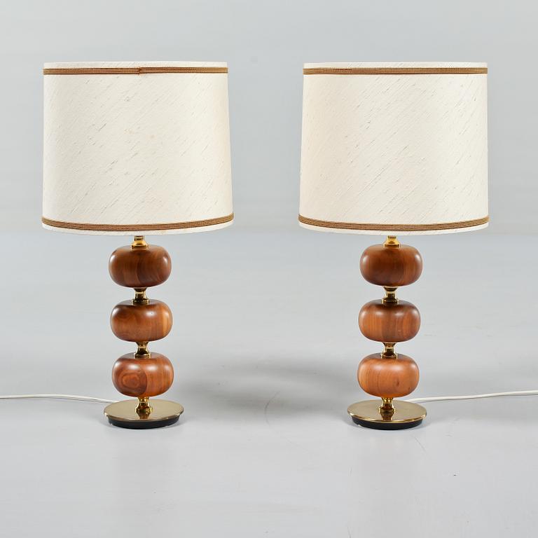 BORDSLAMPOR, ett par, AB Stilarmatur, Tranås, 1900-talets andra hälft.