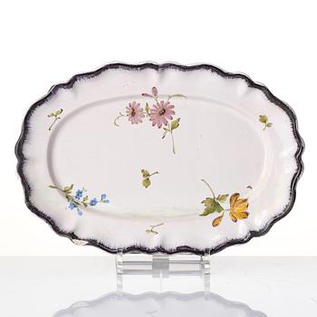 A Swedish Marieberg faiance serving dish, 18th century.