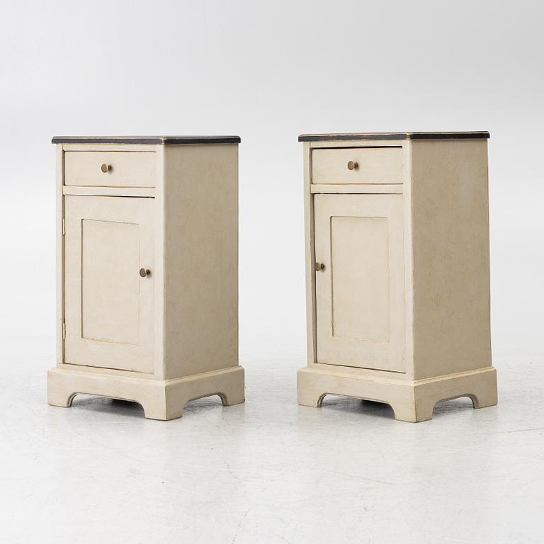 Bedside tables, a pair. Contemporary manufacture.