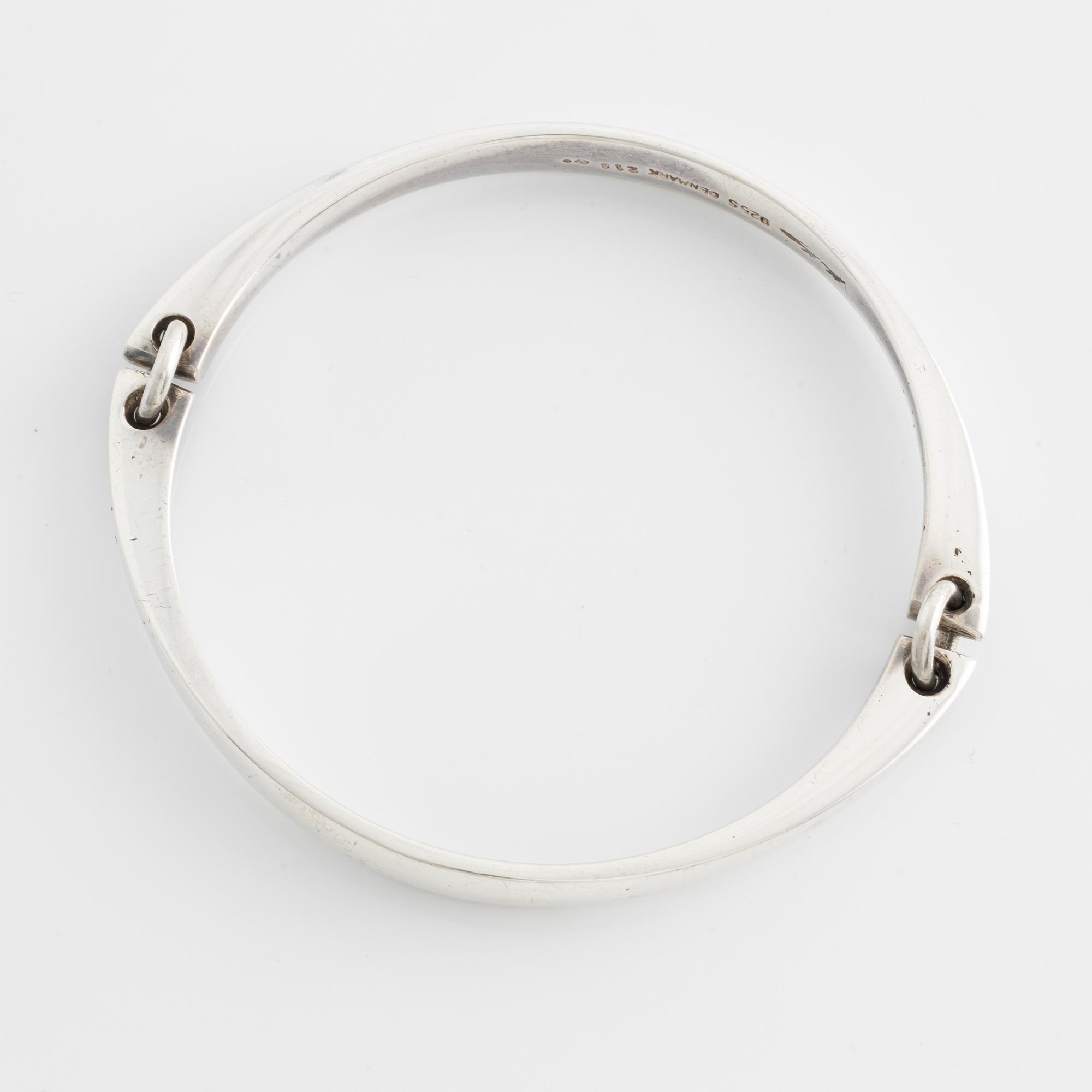 Hans Hansen, bangle, sterling silver.