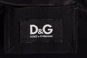 KLÄNNING, D & G.