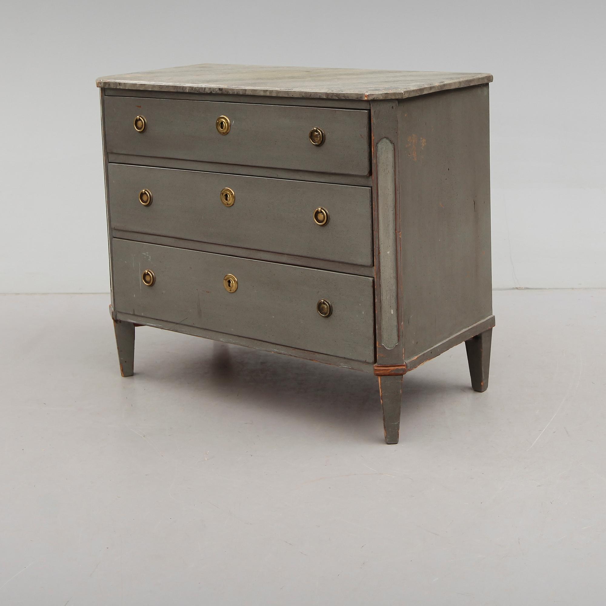 BYRÅ, gustaviansk stil, 1800-tal.