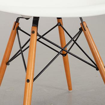 A PAIR OF "PLASTIC CHAIR" BY CHARLES & RAY EAMES, Vitra 2009.
