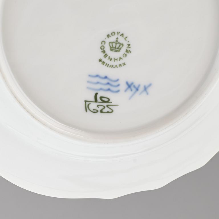 ROYAL COPENHAGEN, a 'Blå Blomst' part coffee and tea service, Denmark (62 pieces).