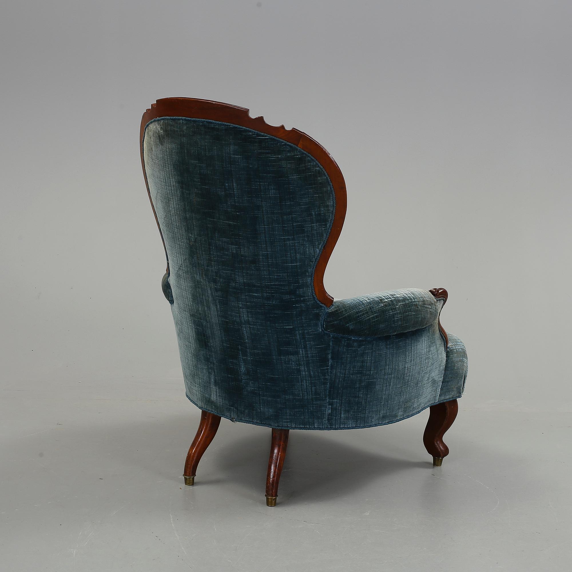 EMMAFÅTÖLJ, nyrokoko, 1800-talets andra hälft.