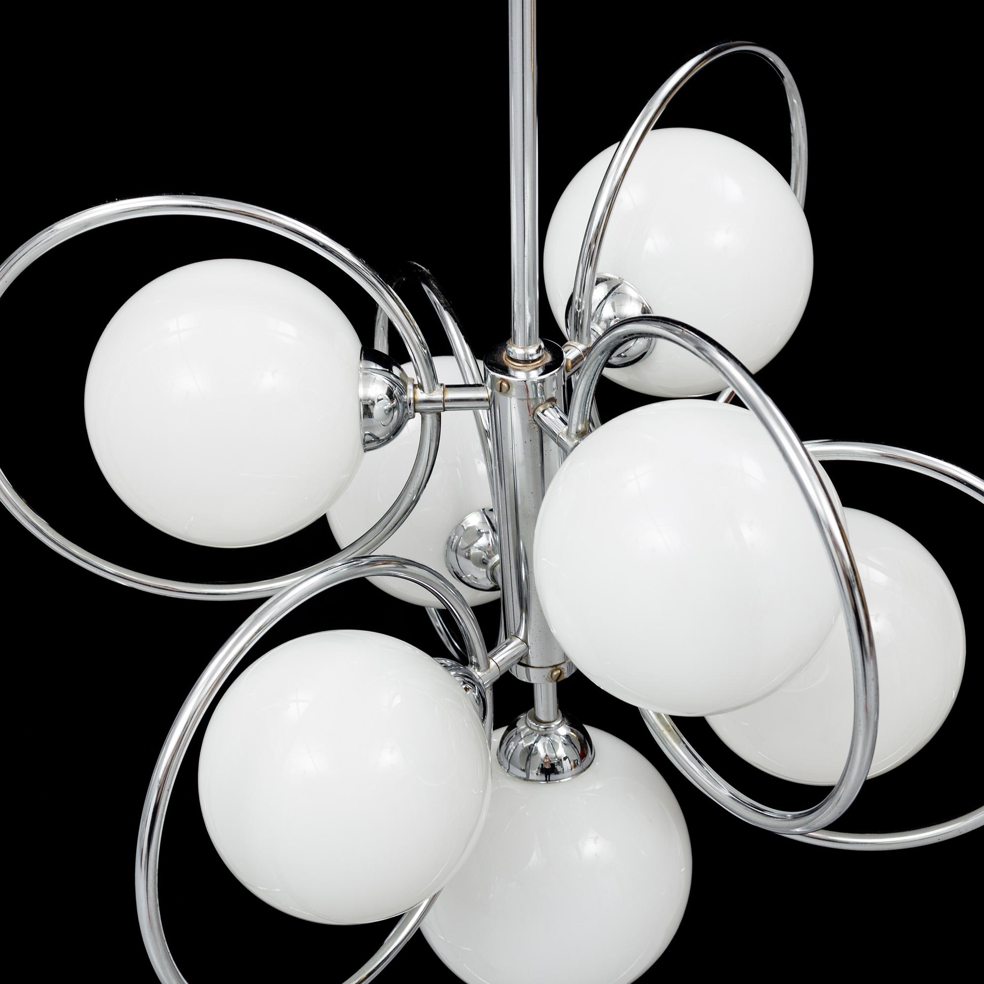 A 1960's ceiling light.
