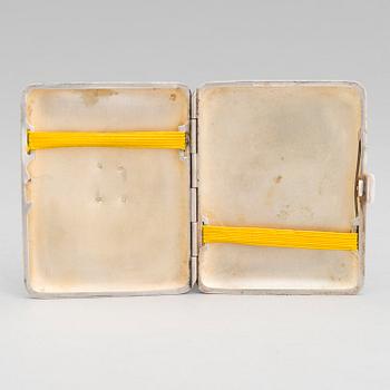 SAVUKERASIA, hopeaa, jossa 27. Jääkäripataljoonan risti. Suomalaiset tarkastusleimat, Helsinki 1928.