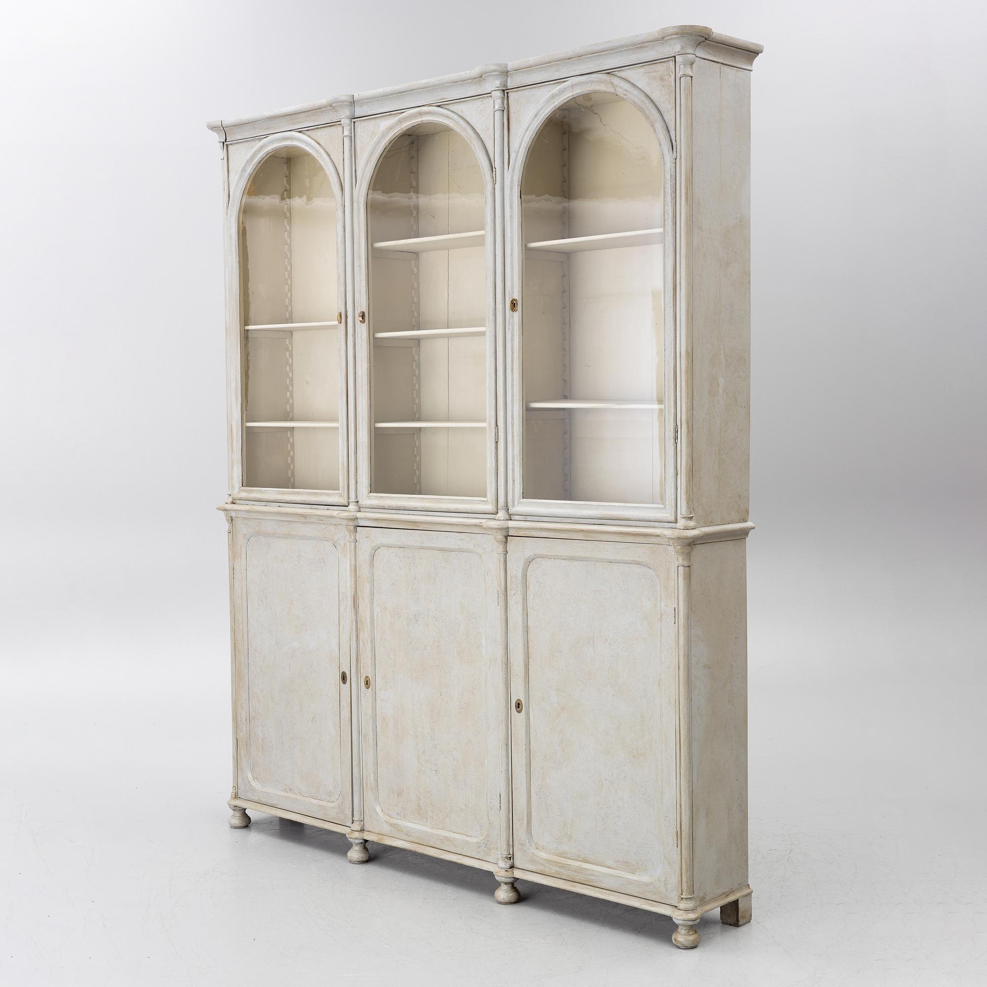 Display cabinet/Bookcase, late 19th century.