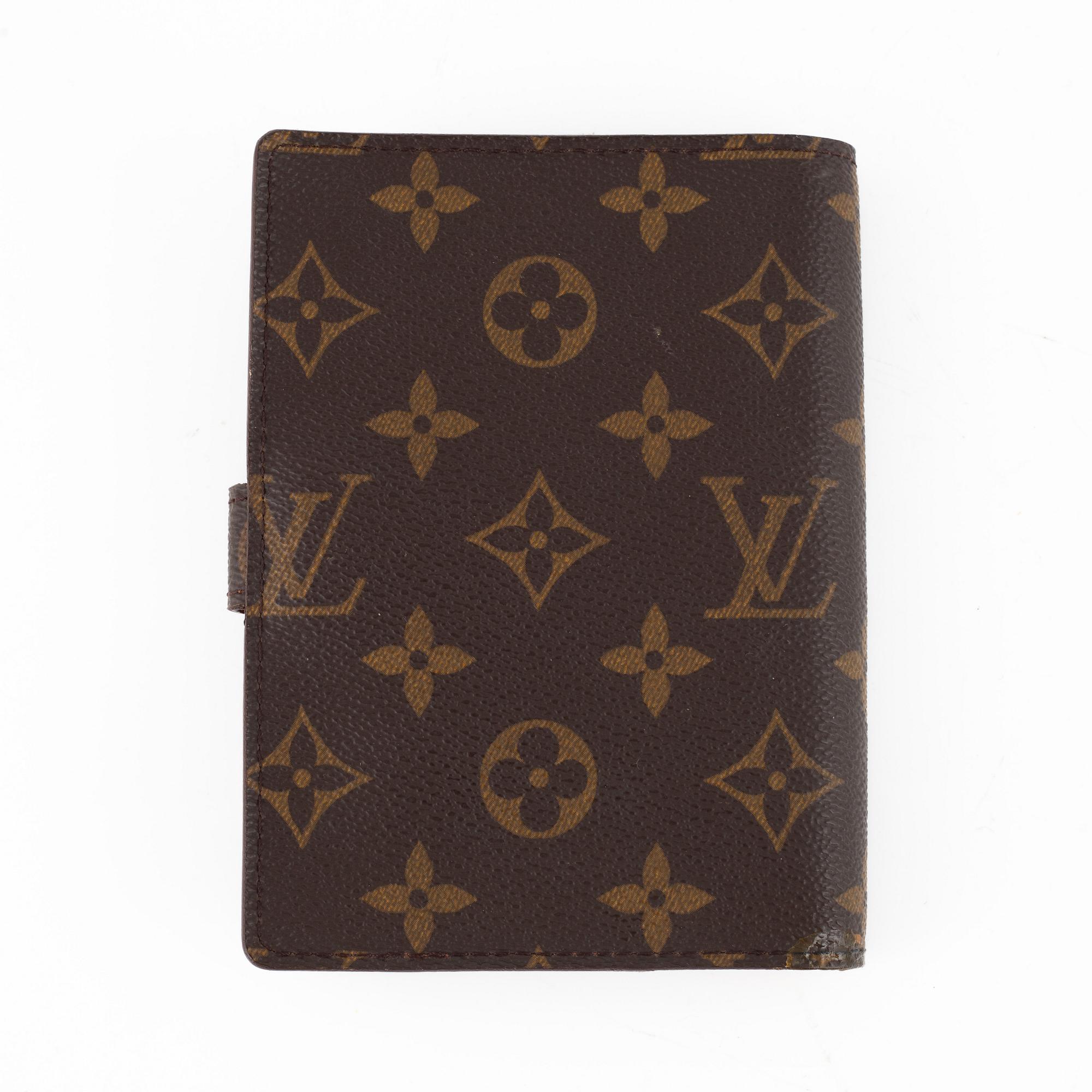 Louis Vuitton, "Monogram canvas Ring Agenda Holder".
