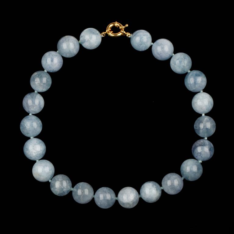 COLLIER, råakvamarinkulor, lås i gulmetall, 2000-tal.