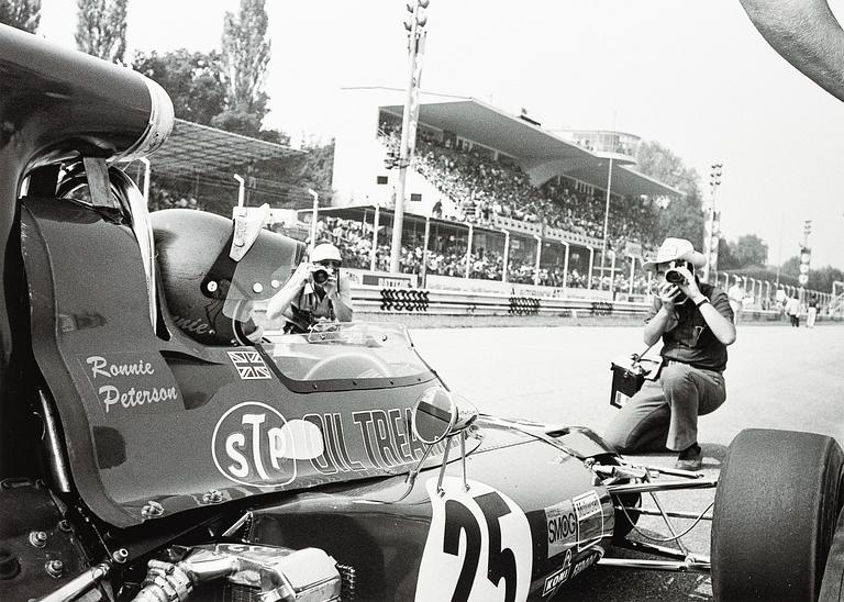 Kenneth Olausson, "Ronnie Peterson inför Monzastart 1971".