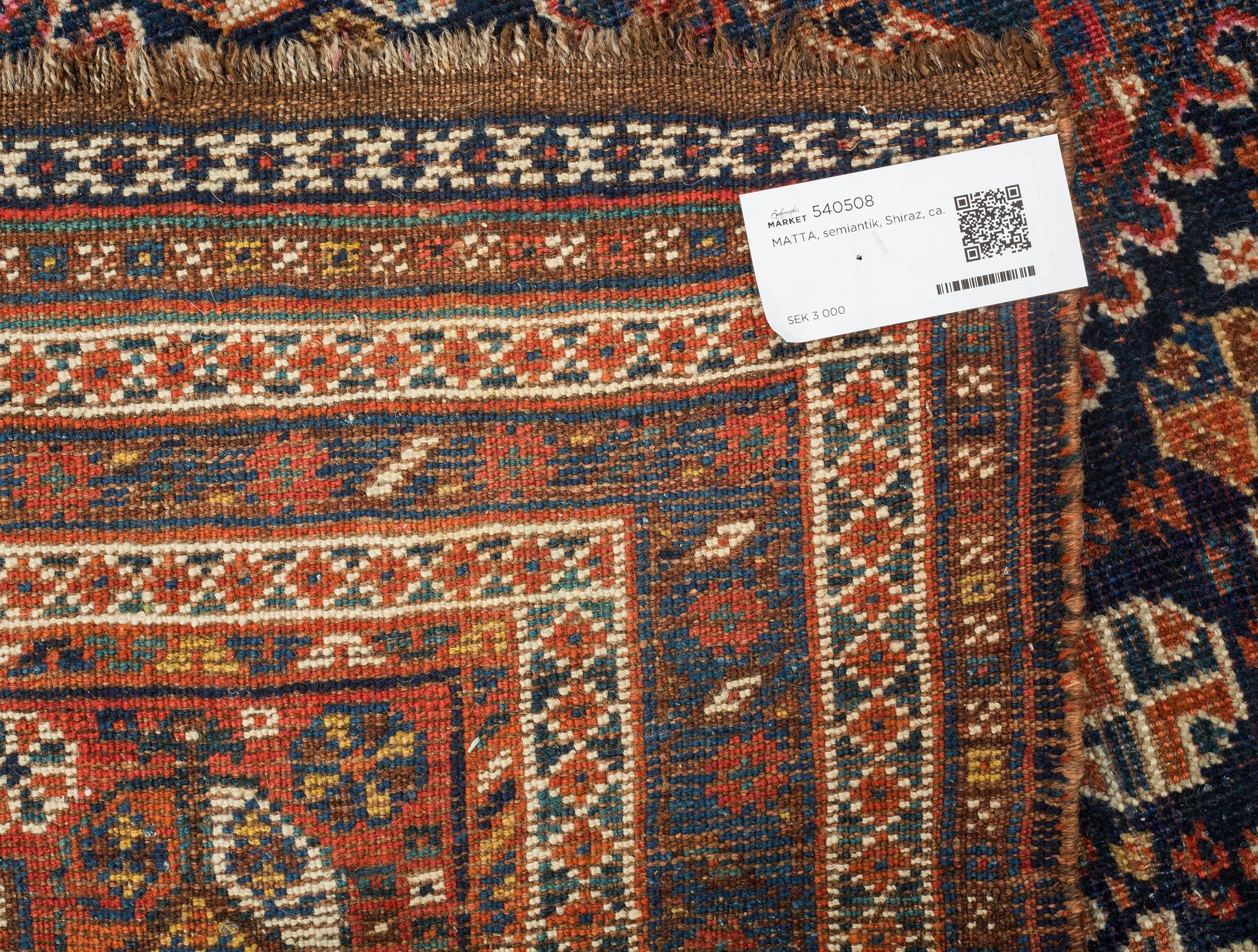 MATTA, semiantik, Shiraz, ca 150 x 119 cm.