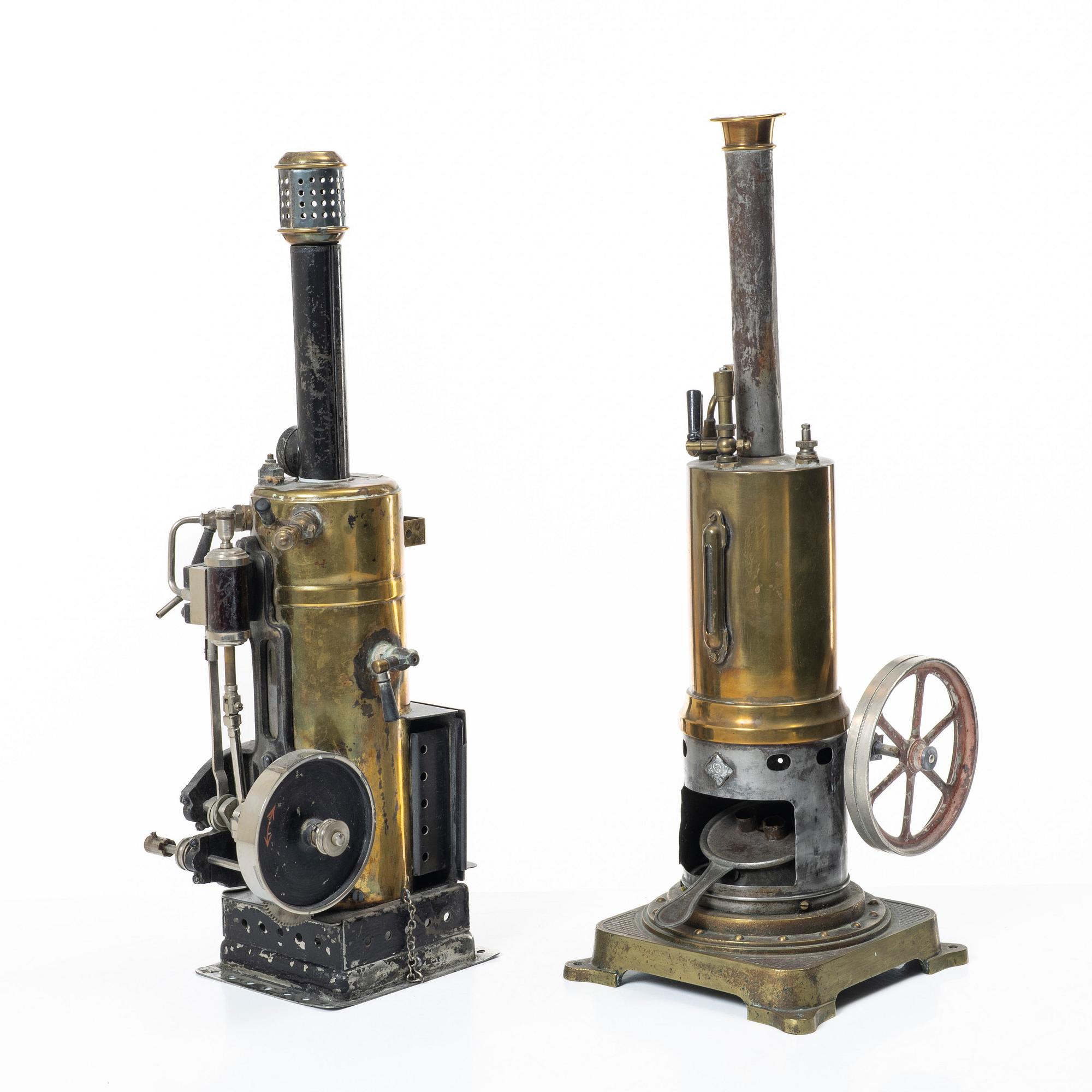 Two Steam engines,  Märklin and Gebrüder Bing. Early 20th century.