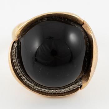 Charlotte Lynggaard, Ole Lynggaard, ring, large Lotus, 18K gold with cabochon-cut black stone with diamonds.
