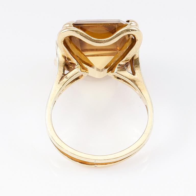 RING, 18K guld och citrin.