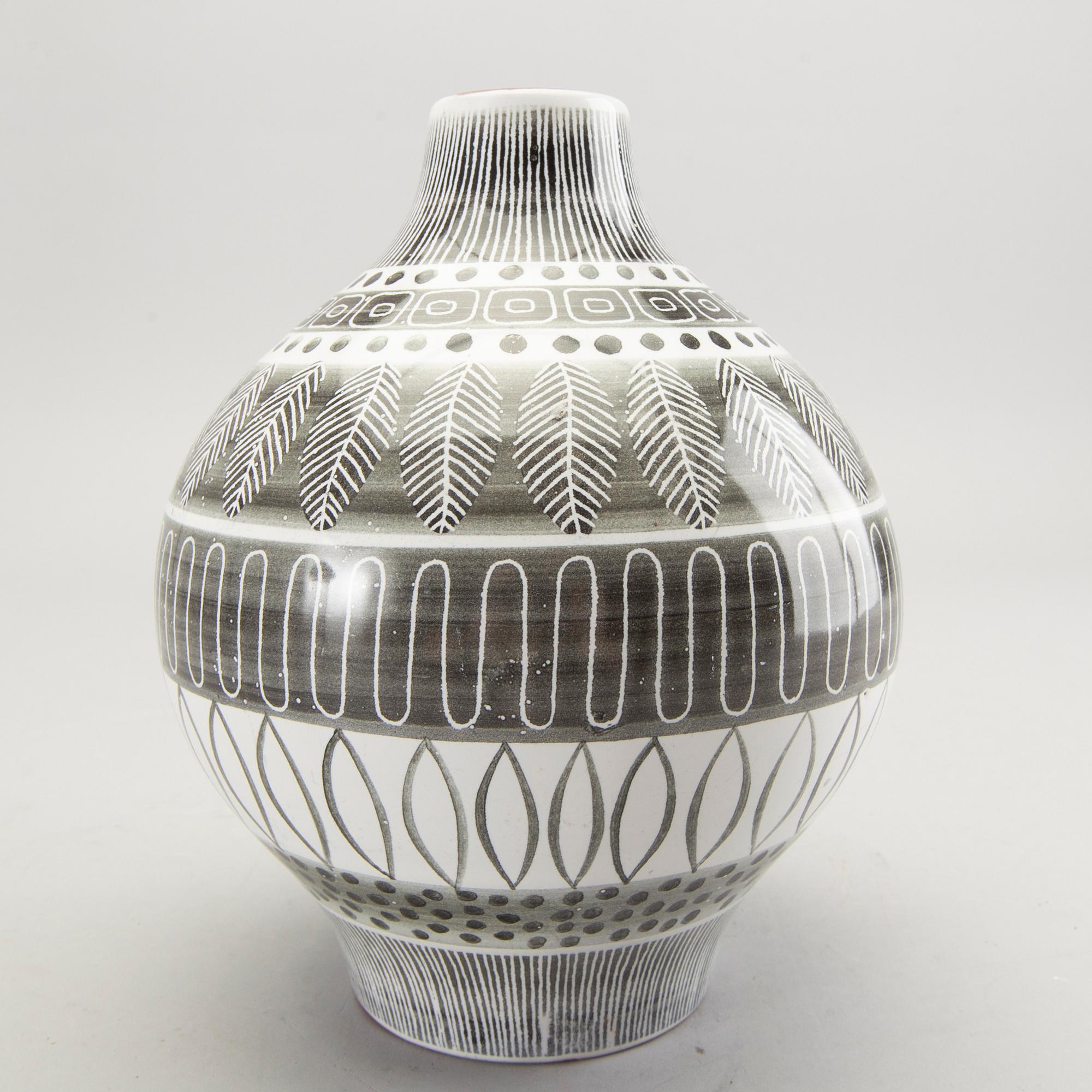 Ingrid Atterberg, Vase "Grafika", Upsala-Ekeby, Sweden 1950's.