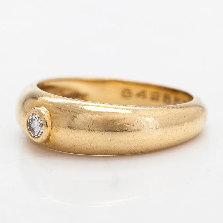 Cartier, ring, 18K guld med en briljantslipad diamant ca 0.07 ct.