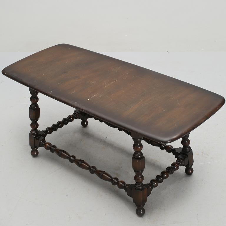 SOFFA OCH BORD, Lucian Ercolani, Ercol, 1900-talets andra hälft.