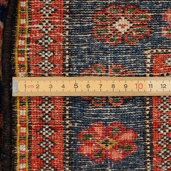 A semi-antique Malayir bag face, West Persia, c. 58 x 74 cm.